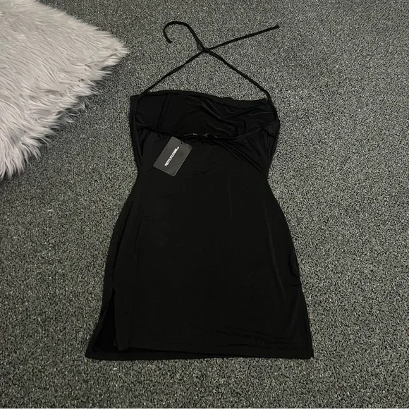 PRETTYLITTLETHING Black Slinky Halter-neck Cowl Neck Bodycon Mini Dress size 8 - Picture 15 of 16